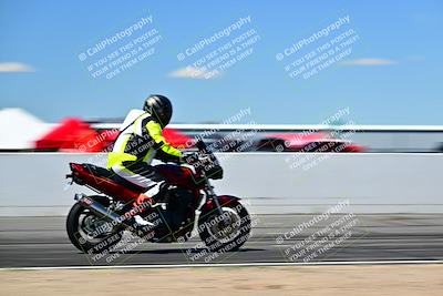 media/Mar-25-2024-Moto Forza (Mon) [[8d4319bd68]]/3-Intermediate Group/Session 4 (Front Straight Speed Pans)/